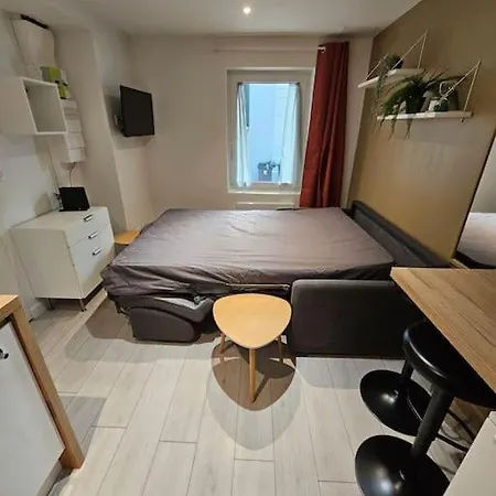 Neuf, Equipe * Rouen